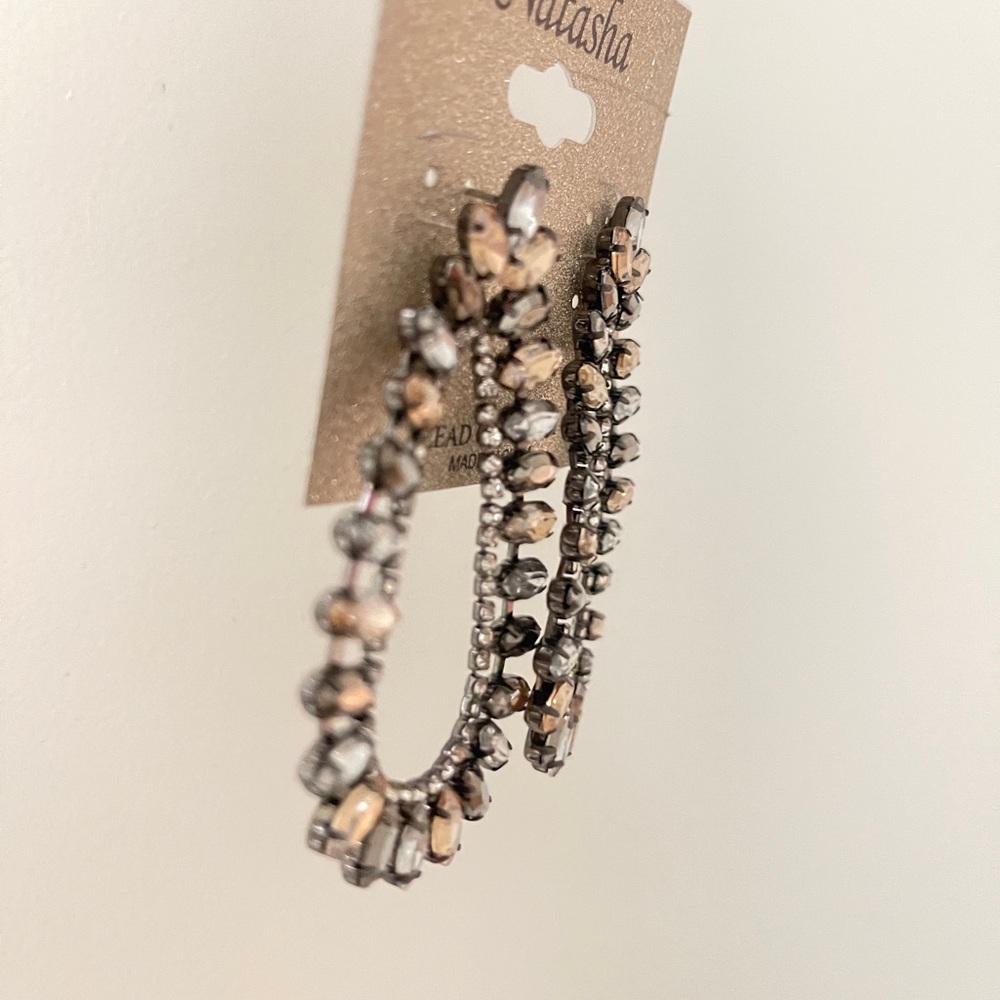 NEW, Natasha, Dangle Rhinestone Earrings - Picture 6 of 6